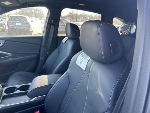 New 2026 Acura RDX SH-AWD image 16