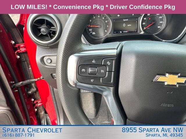 Used 2024 Chevrolet Blazer LT w/ Convenience Package FWD image 21