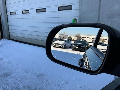 Used 2025 Kia Soul LX w/ LX Technology Package image 17