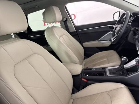 Used 2022 Audi Q3 2.0T Premium image 16