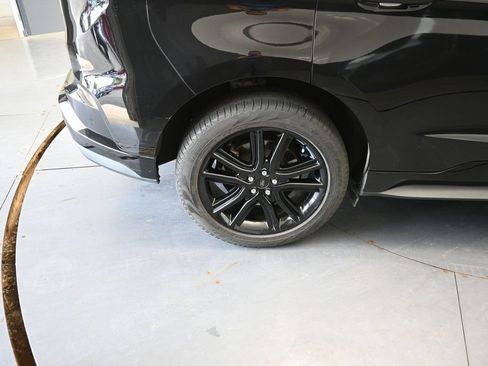 Used 2022 Ford Edge ST-Line AWD/4WD image 23