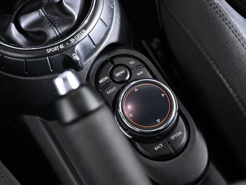 Used 2014 MINI Cooper S FWD image 17
