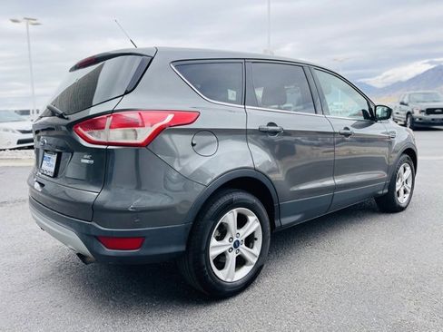 Used 2016 Ford Escape SE image 5