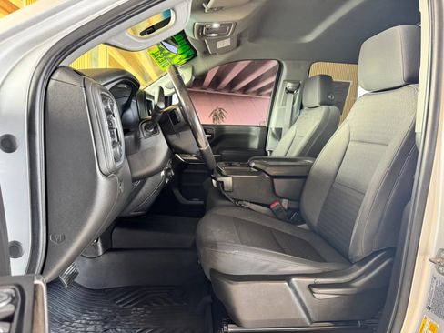 Used 2023 Chevrolet Silverado 3500 LT AWD/4WD image 13