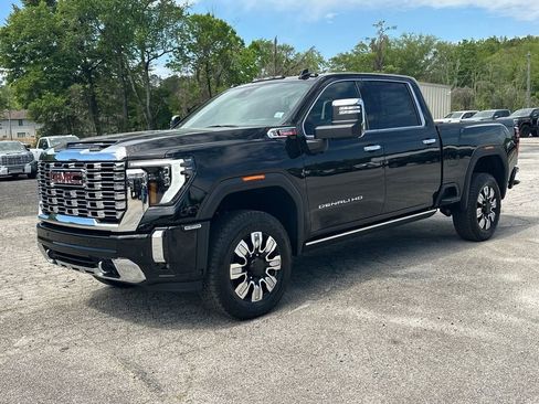 New 2026 GMC Sierra 2500 Denali w/ Denali Reserve Package AWD/4WD image 2