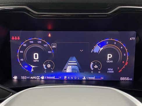 Used 2024 Chevrolet Colorado Z71 w/ Z71 Convenience Package 2 image 16