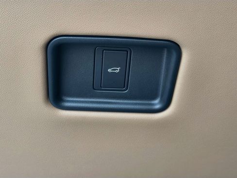 New 2026 Land Rover Range Rover SE AWD/4WD image 36