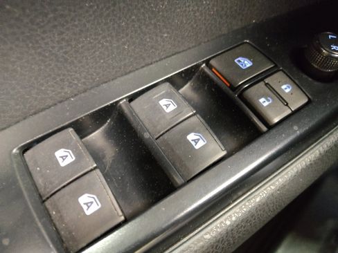 Used 2018 Toyota Camry SE image 27