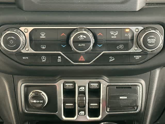 Used 2018 Jeep Wrangler Unlimited Sport S AWD/4WD image 15