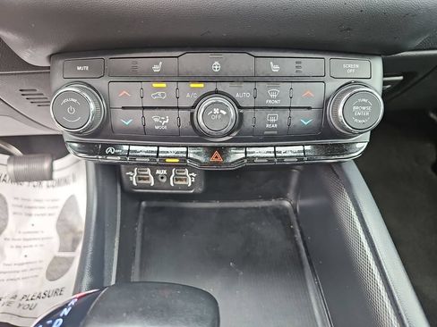 Used 2023 Dodge Durango GT RWD image 30