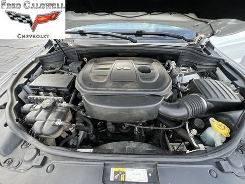 Used 2017 Jeep Grand Cherokee Laredo AWD/4WD image 35