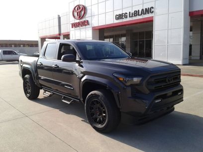 New 2025 Toyota Tacoma SR5