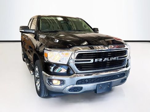 Used 2019 RAM 1500 Big Horn AWD/4WD image 3