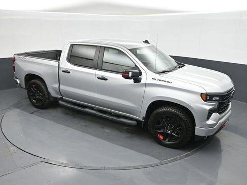 Used 2022 Chevrolet Silverado 1500 RST w/ Redline Edition AWD/4WD image 30