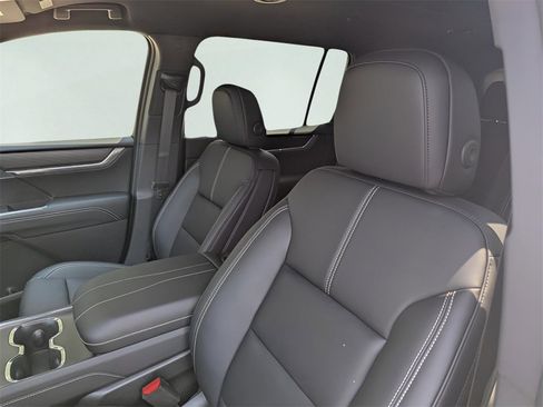 New 2026 GMC Acadia Elevation w/ Black Edition image 9