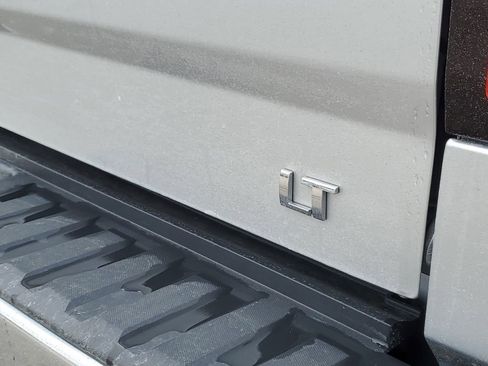 Used 2018 Chevrolet Silverado 1500 LT w/ Texas Edition image 34