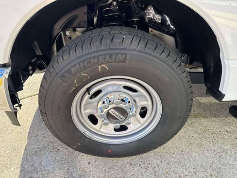 New 2026 Ford F250 XL w/ XL Chrome Package image 6