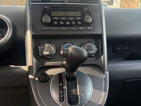 Used 2004 Honda Element EX image 16