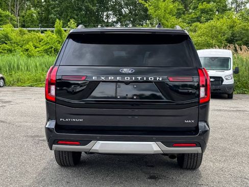 Used 2025 Ford Expedition Max Platinum AWD/4WD image 4