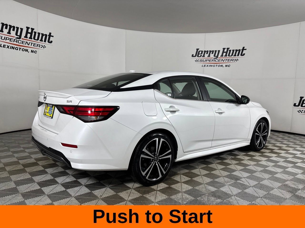 Used 2023 Nissan Sentra SR w/ Electronics Package FWD image 6