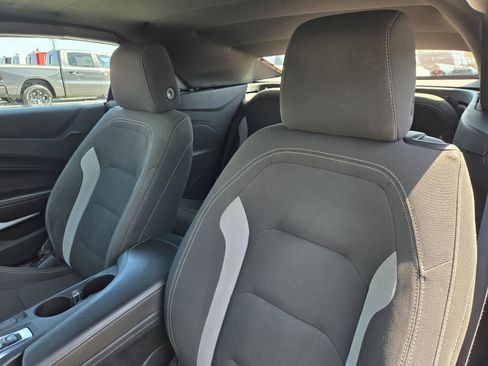 Used 2020 Chevrolet Camaro LT RWD image 21