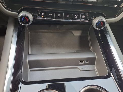 New 2026 Chevrolet Tahoe LS image 15