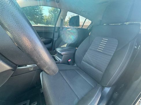 Used 2021 Kia Sportage LX w/ LX Fwd Popular Package image 16