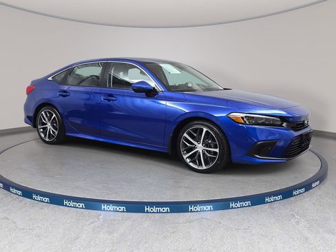 Used 2024 Honda Civic Touring image 4
