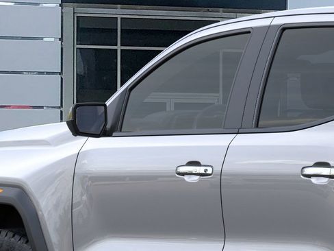 New 2026 GMC Canyon Denali image 12