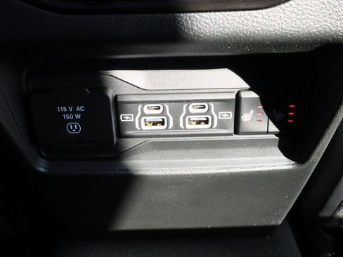 New 2025 Jeep Grand Cherokee Limited image 16