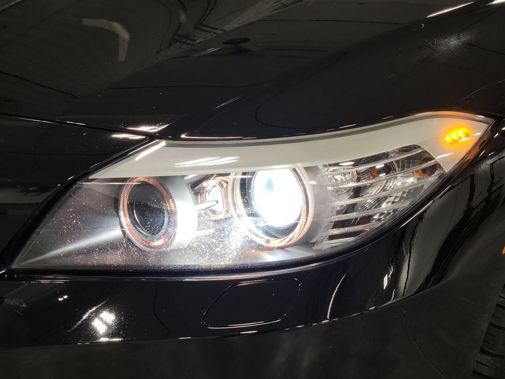 Used 2012 BMW Z4 sDrive35i RWD image 33