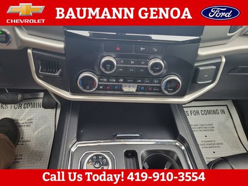 Used 2023 Ford Expedition XLT AWD/4WD image 17