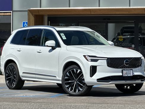 New 2026 Volvo XC90 T8 Ultra w/ Protection Package Premier image 2