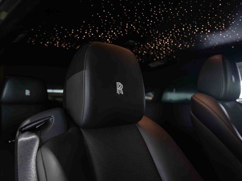 Used 2020 Rolls-Royce Wraith RWD image 27