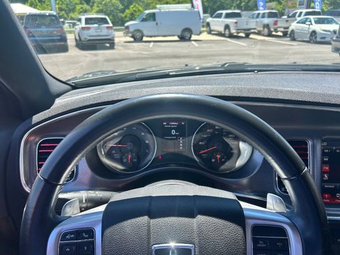 Used 2014 Dodge Charger R/T AWD/4WD image 10