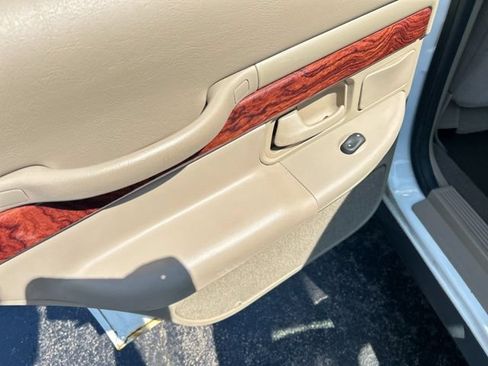 Used 2001 Mercury Grand Marquis GS RWD image 21