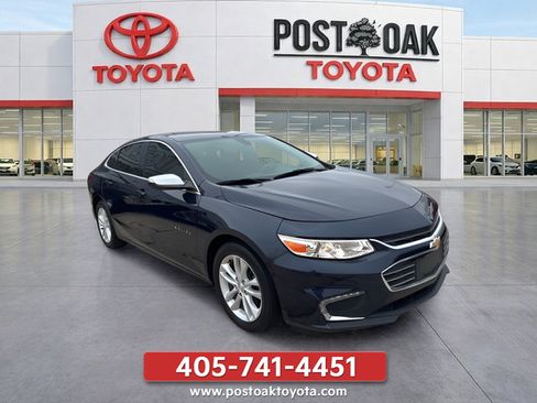 Used 2018 Chevrolet Malibu LT FWD image 7
