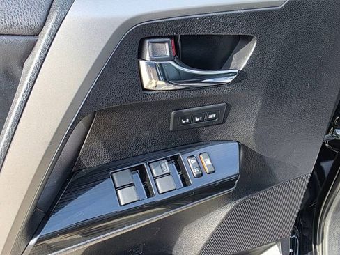 Used 2016 Toyota RAV4 Limited image 26