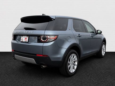 Used 2019 Land Rover Discovery Sport AWD/4WD image 4