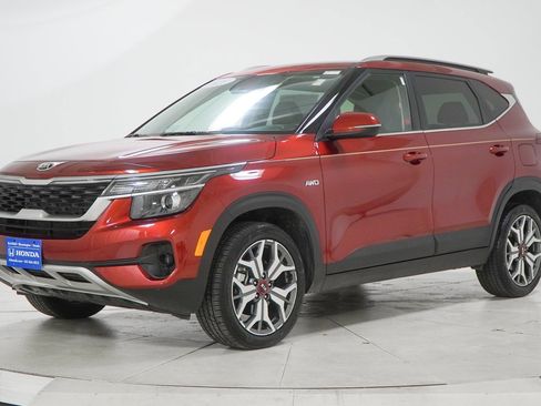 Used 2021 Kia Seltos S image 4