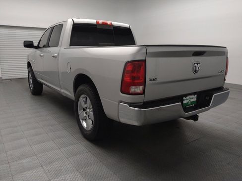Used 2017 RAM 1500 Classic SLT AWD/4WD image 5