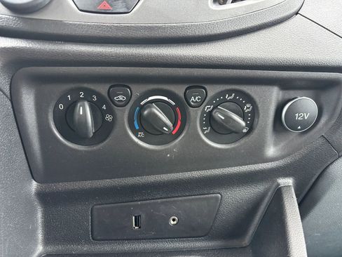 Used 2016 Ford Transit 250 138 w/ Interior Upgrade Package image 36