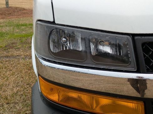 New 2025 Chevrolet Express 2500 Extended w/ Driver Convenience Package image 12