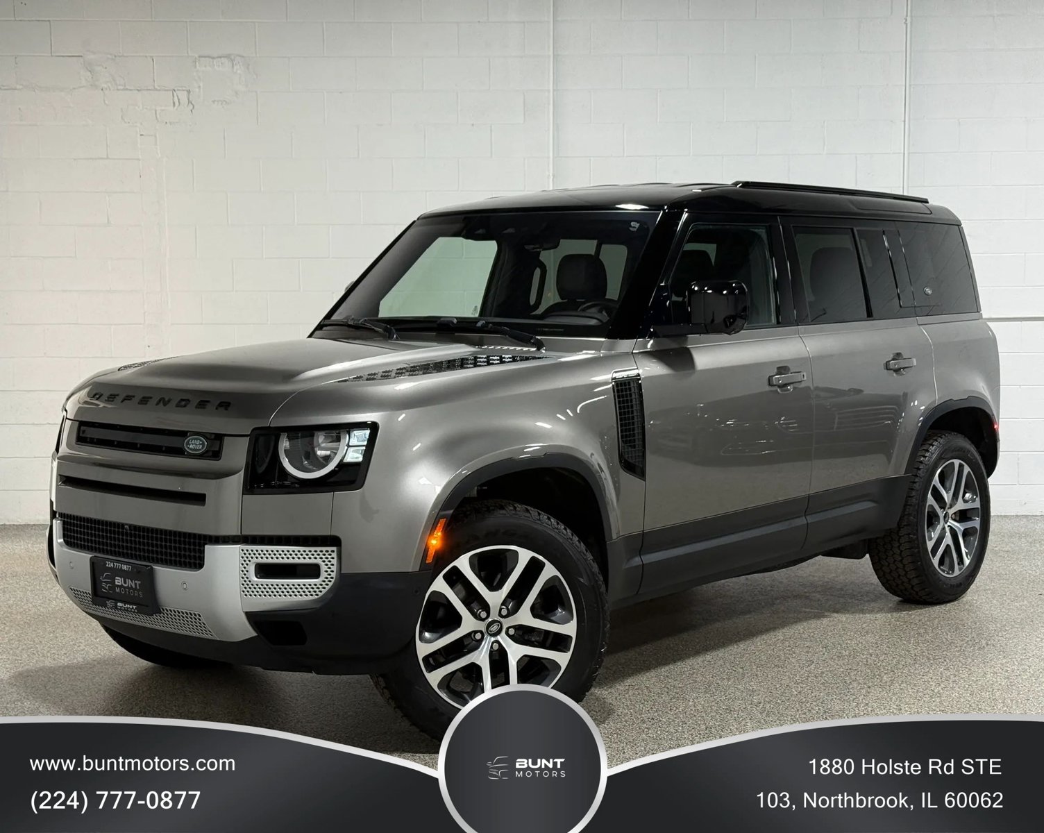 Used 2022 Land Rover Defender 110 S AWD/4WD image 1