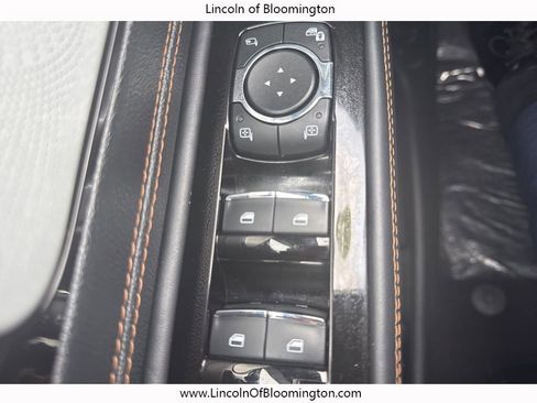 Certified 2025 Lincoln Aviator Black Label image 37