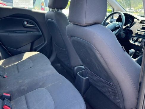 Used 2013 Kia Rio LX w/ PWR Pkg image 5