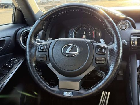 Used 2021 Lexus IS 350 F Sport image 9