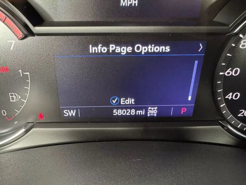 Used 2021 Cadillac XT4 Premium Luxury AWD/4WD image 15