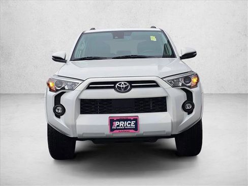 Used 2023 Toyota 4Runner SR5 Premium image 8