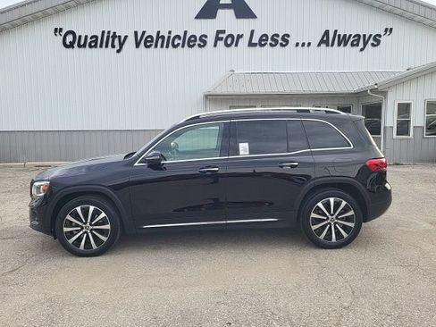 Used 2023 Mercedes-Benz GLB 250 4MATIC image 16